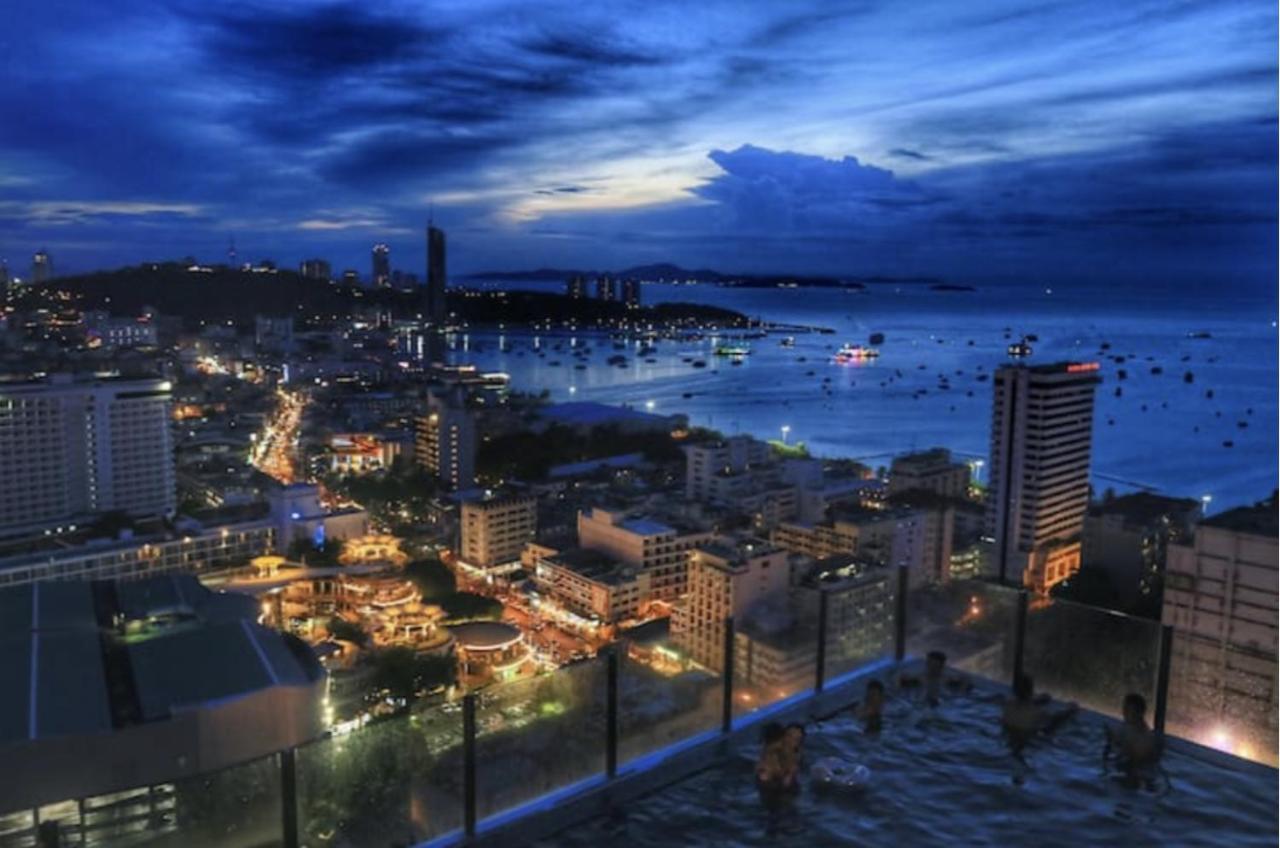 The Base Central Pattaya By Wwc Esterno foto