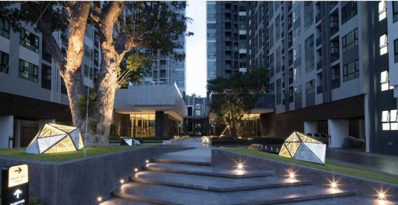 The Base Central Pattaya By Wwc Esterno foto