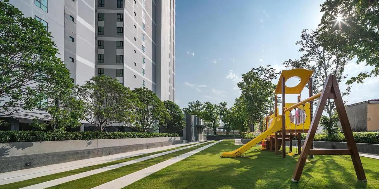 The Base Central Pattaya By Wwc Esterno foto