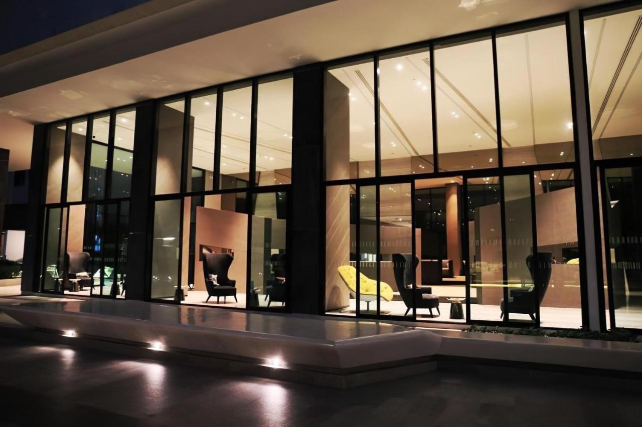 The Base Central Pattaya By Wwc Esterno foto